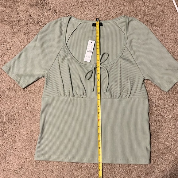 NWT J.Crew short sleeve ribbed top- Size L - Picture 12 of 12